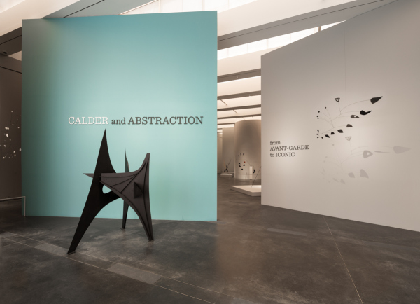 Installation photograph, Calder and Abstraction: From Avant-Garde to Iconic, November 24, 2013–July 27, 2014, Los Angeles County Museum of Art, © Calder Foundation, New York, Artists Rights Society (ARS), NY, photo © Fredrik Nilsen