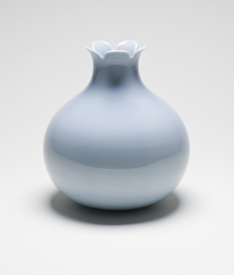 Vase (Ping) in the Form of a Pomegranate, Qing dynasty, Yongzheng mark and period, 1723–35, Los Angeles County Museum of Art, Los Angeles County Fund. This pale blue claire-de-lune glaze first began to appear during the early 18th century; its revered uniformity required incredible technical skill.