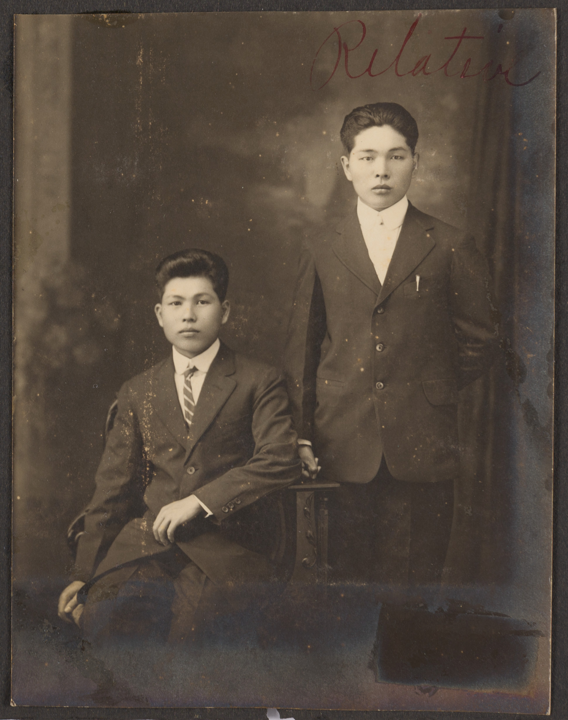 Portrait of Two Men, United States, Hawai'i, Hawaiian, n.d., Los Angeles County Museum of Art, partial gift of Mark and Carolyn Blackburn and purchased with funds from LACMA's 50th Anniversary Gala and FIJI Water, digital photo © Museum Associates/LACMA