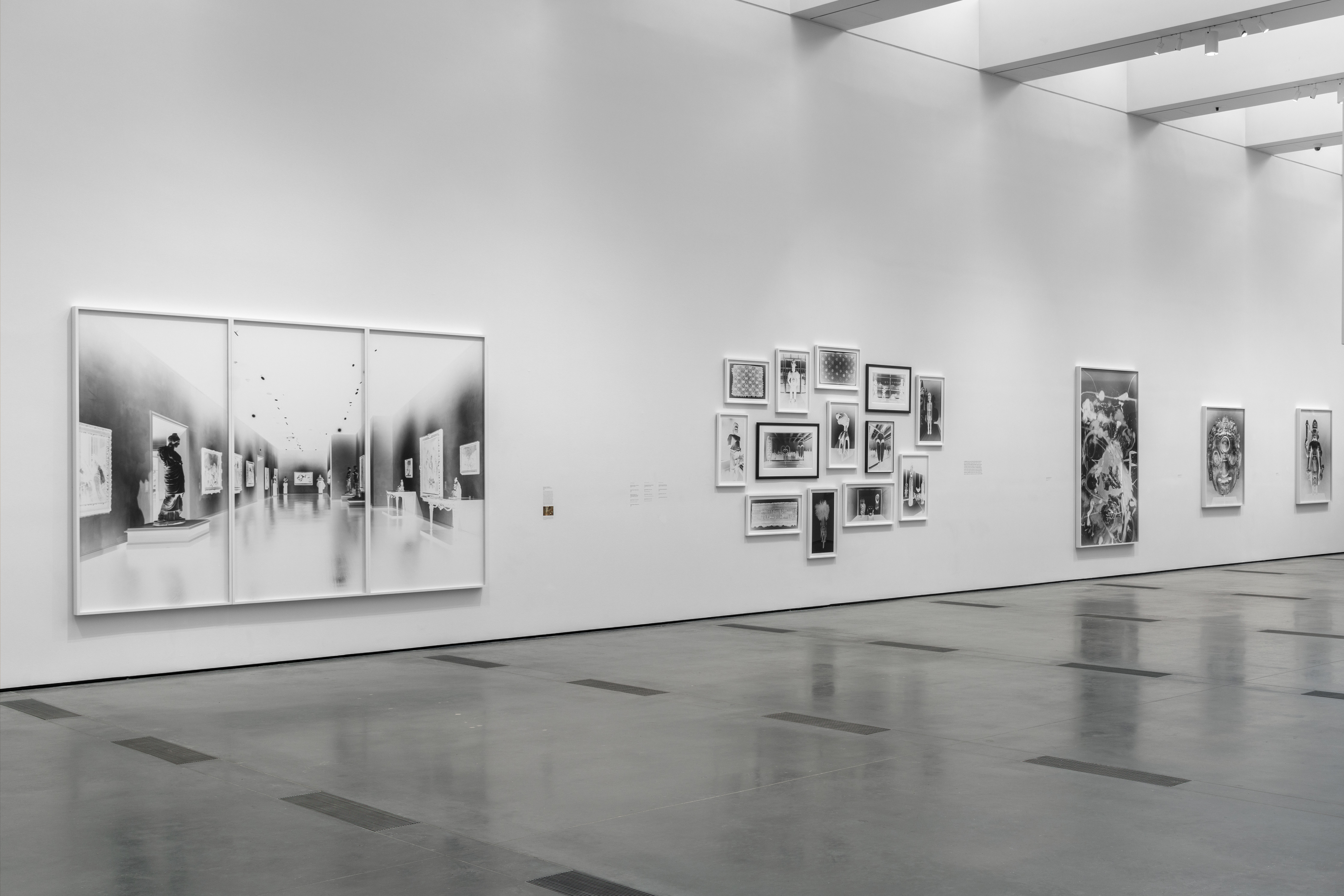 Installation photograph, Vera Lutter: Museum in the Camera, Los Angeles County Museum of Art, 2020–21, art © Vera Lutter, photo © Museum Associates/LACMA