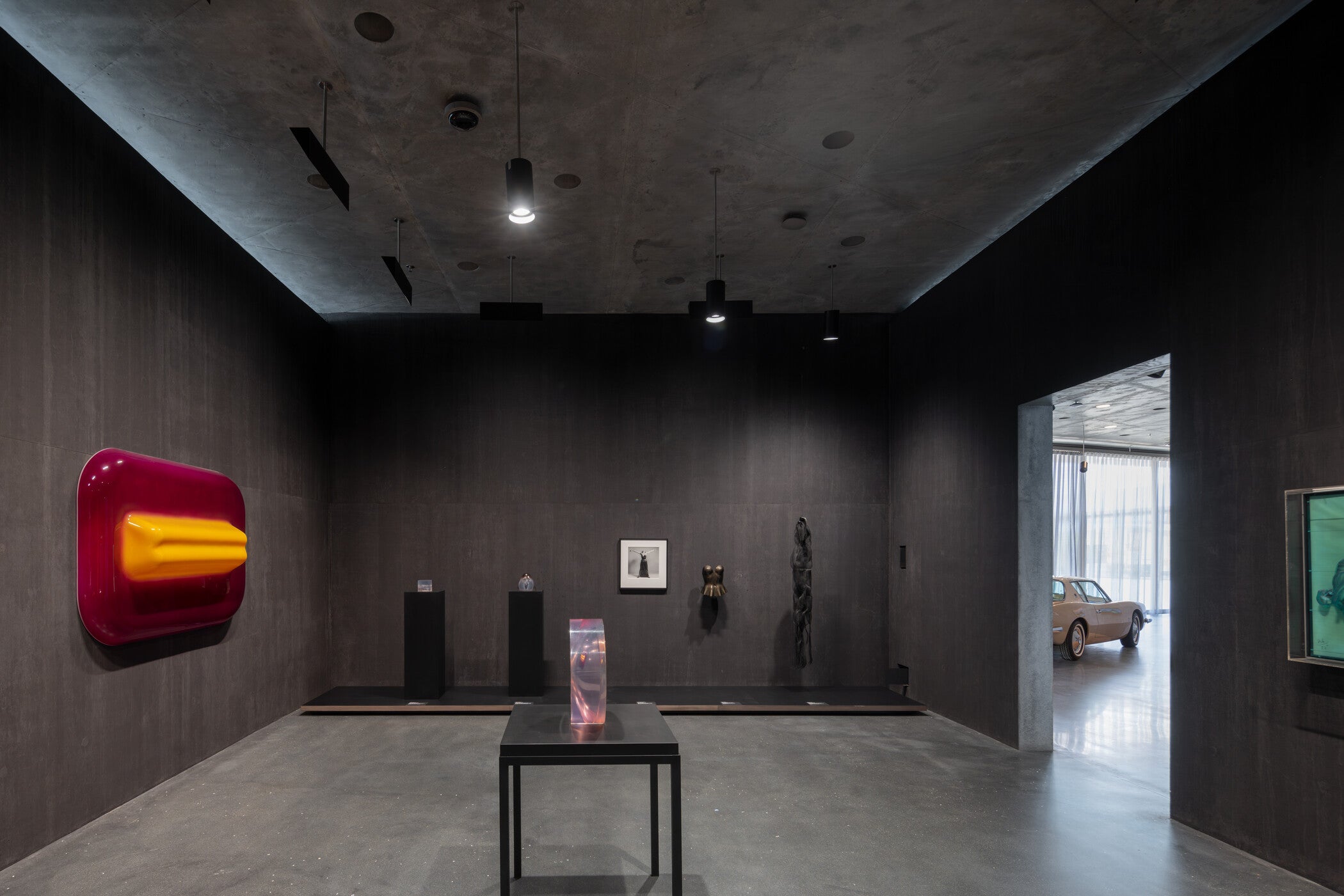 The Stuff of Alchemy: Plastic in Art in the David Geffen Galleries at LACMA, photo © Iwan Baan, photo © Iwan Baan
