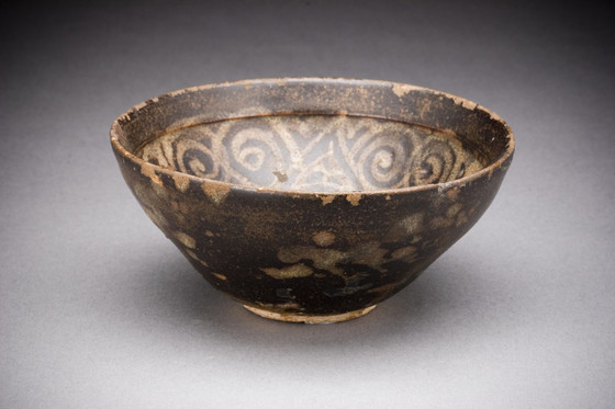Tea Bowl (Chawan) with Sword-Pommel Pattern, Southern Song dynasty, 1127–1279, Los Angeles County Museum of Art, gift of Howard K. Lee in appreciation of George Kuwayama