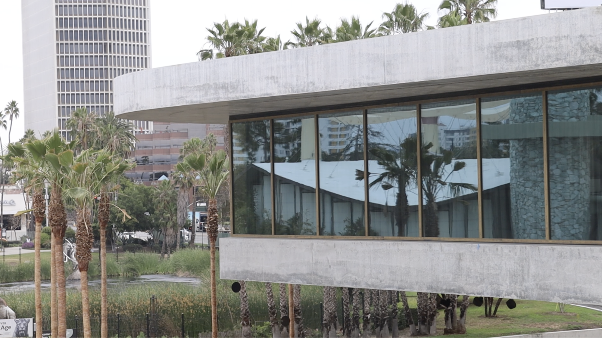 Exterior view of David Geffen Galleries at LACMA, photo © Museum Associates/LACMA, by Katy Unger
