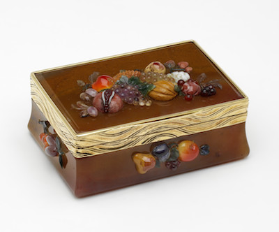 image caption: Snuffbox with Clusters of Fruit, Germany, c. 1760, long-term loan from The Rosalinde and Arthur Gilbert Collection on loan to the Victoria and Albert Museum, London