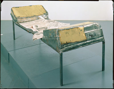 Couch (Liege), 1989, courtesy of Zwirner & Wirth, New York, © Franz West