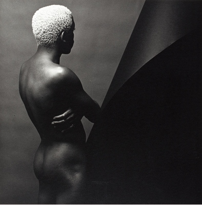 Robert Mapplethorpe, Leigh Lee, N.Y.C. (Z Portfolio), 1980, the J. Paul Getty Museum, Los Angeles, jointly acquired by the J. Paul Getty Trust and the Los Angeles County Museum of Art, partial gift of the Robert Mapplethorpe Foundation; partial purchase with funds provided by the David Geffen Foundation and the J. Paul Getty Trust, 2011, © Robert Mapplethorpe Foundation