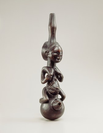 Anthropomorphic Water Pipe, Democratic Republic of the Congo, Luba Peoples, 19th Century, Wood (Ricinodendron rautoanemii), Royal Museum for Central Africa, RG 73.73.1 (collected by Comm. Hennebert between 1981 and 1900), photo R. Asselberghs, RMCA Tervuren ©
