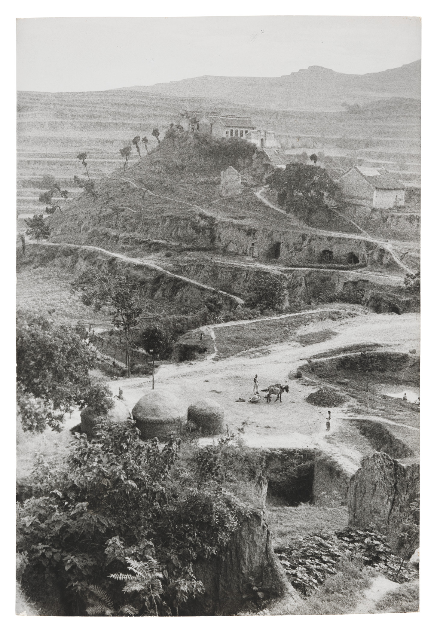 50 Works 50 Weeks: Henri Cartier-Bresson's “Typical