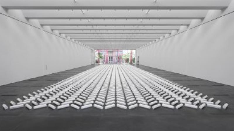 This Weekend at LACMA: De Maria and French Ceramics Exhibitions Close, Latin American Galleries Open, Sci-Fi Films, Easter Brunch, and More