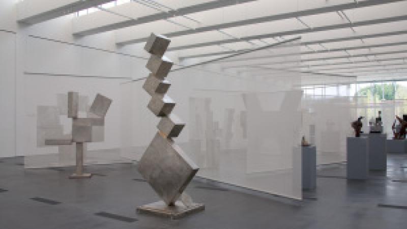 Installing David Smith: Q&A with Brenda Levin of Levin and Associates Architects