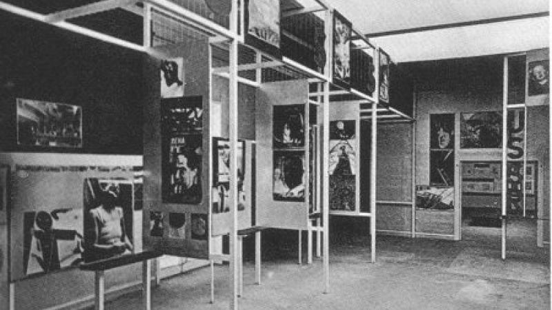 Revisiting the FiFo Russian Room in Augmented Reality