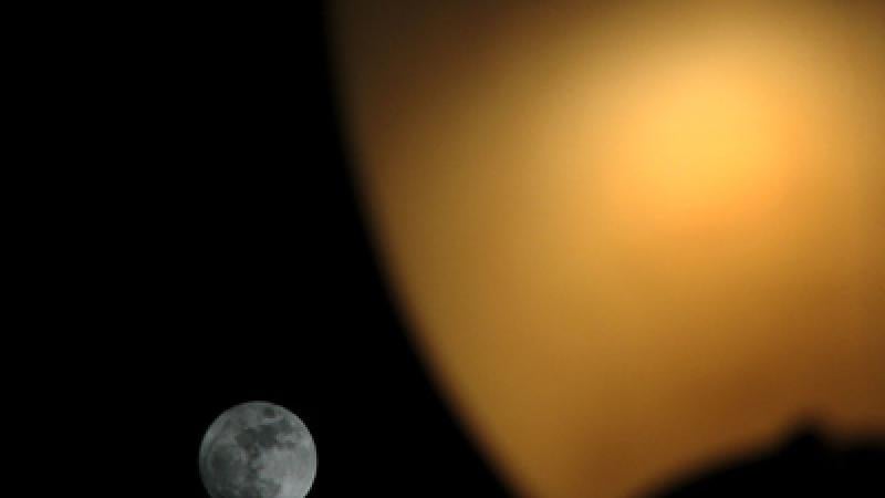 And the (Urban Light Contest) Winner is...