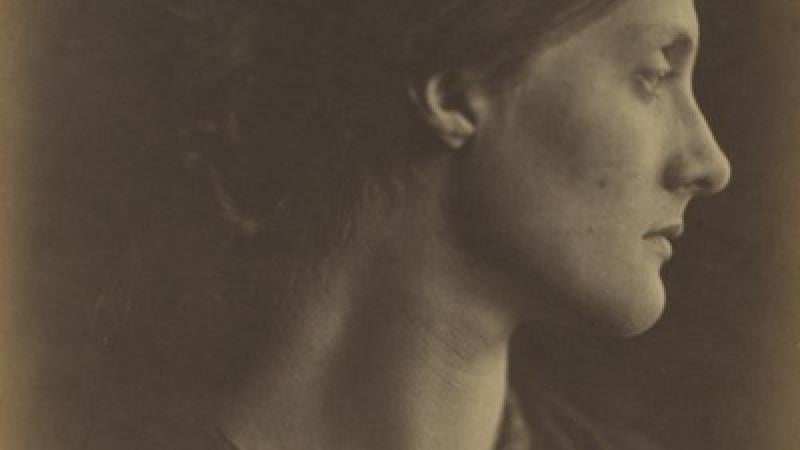 See the Light through the Female Gaze