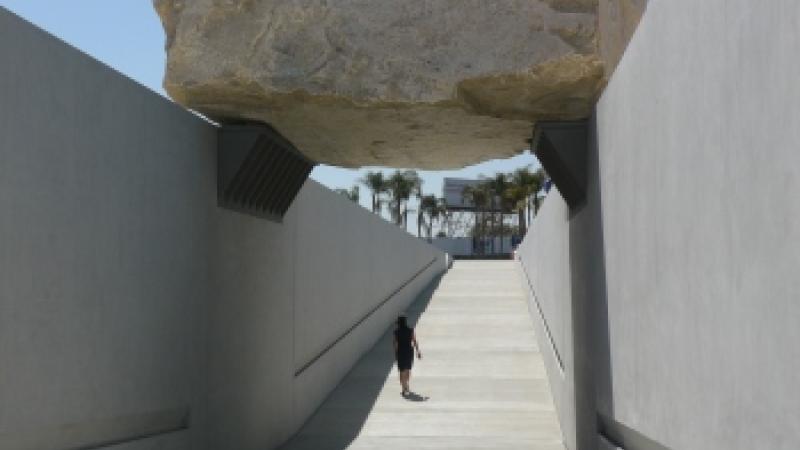 Michael Govan on Levitated Mass