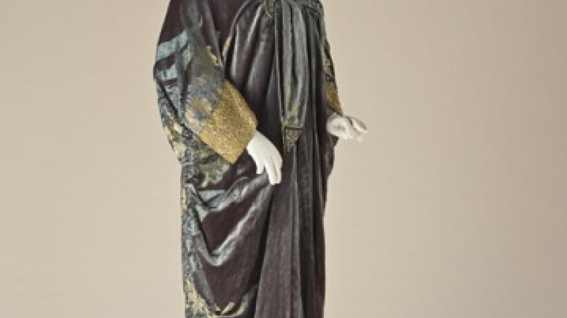 Living in the House of Worth