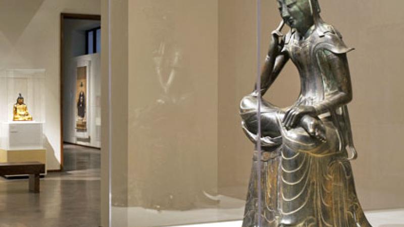 A Korean National Treasure Goes on View