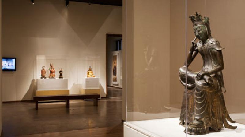 Packing the Pensive Bodhisattva