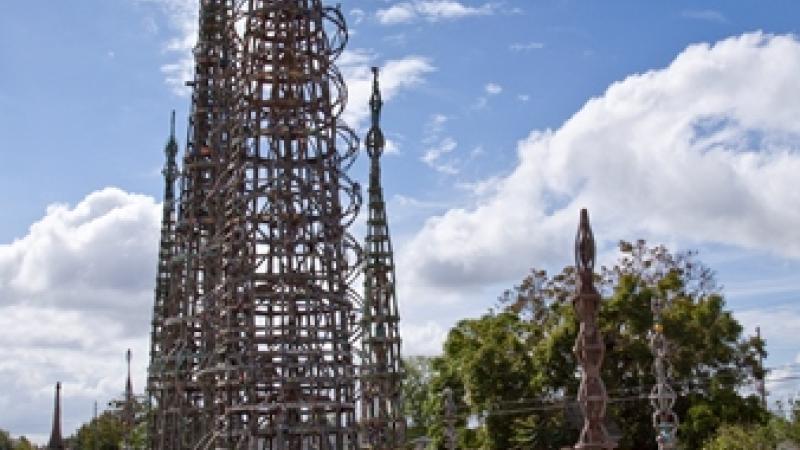 High School Interns Help with Conservation at Watts Towers