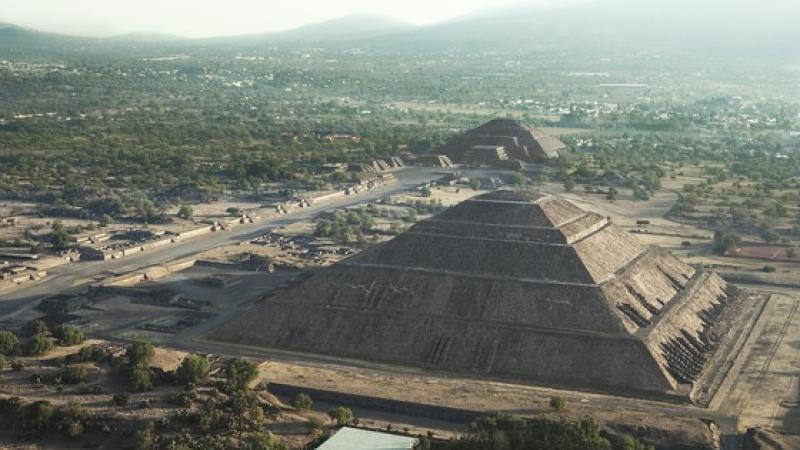 What "City and Cosmos" Means to the Mexican Consul General