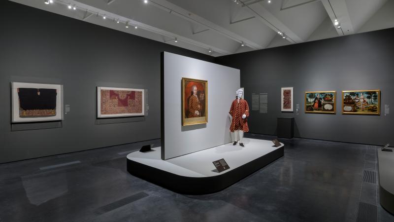 Objects Talk: A Portrait of a Count with Lofty Ambitions