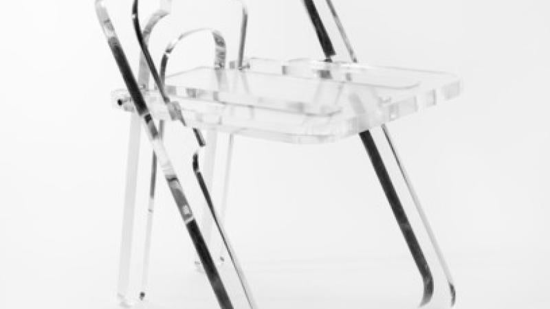 Artist Interview: Ricardo Blanco and his Iconic Plaka Chair