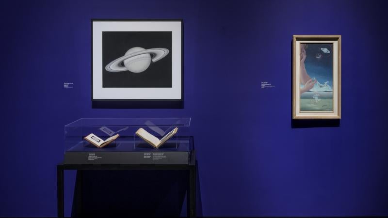 Experiencing Awe and Wonder: Meditative Looking in Mapping the Infinite and Island Universe