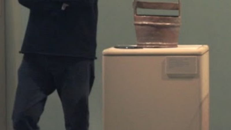 Artists on Art: Thomas Demand on Water Container for Tea Ceremony