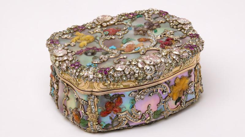 Getting the Goods on Gold Boxes