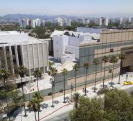 Exterior of the Los Angeles County Museum of Art, photo © Museum Associates/LACMA